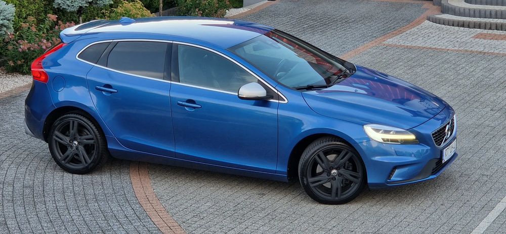 Volvo V40 II (2012-) D4 Geartronic RDesign 2016