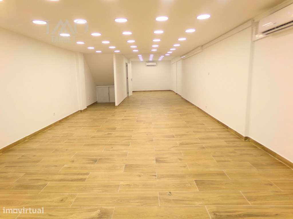 Loja com Rendimento - Mina de Água - Rentabilidade de 9.6%-15