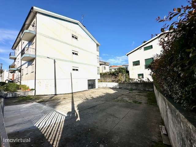 T3 em Rio Tinto de 3 frentes, próximo da estação de comboios...-23