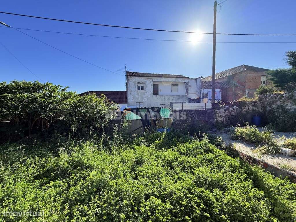 Moradia T3 p/ Recuperar em Pena - Chancelaria, Torres Novas-18