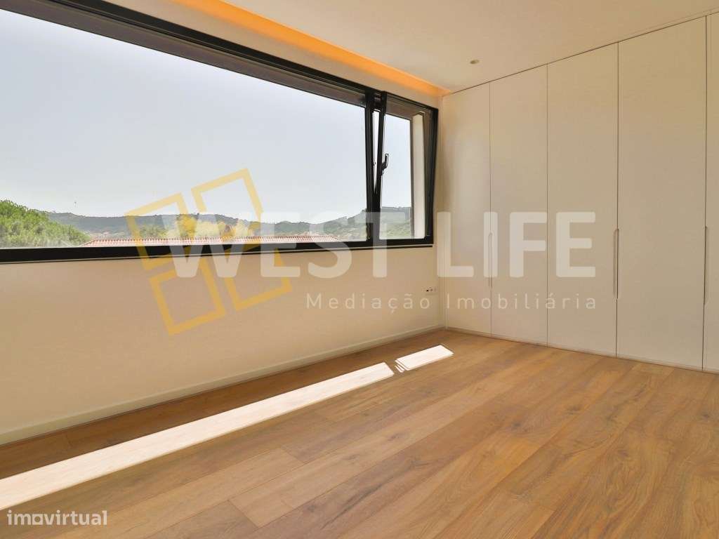 Moradia Térrea T4 com cave com vistas panorâmicas - localizada em B...-17
