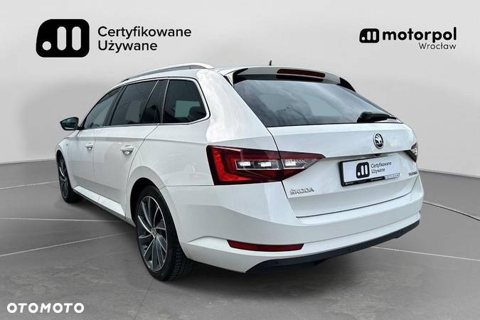 Skoda Superb 2.0 TDI L&K DSG - 2