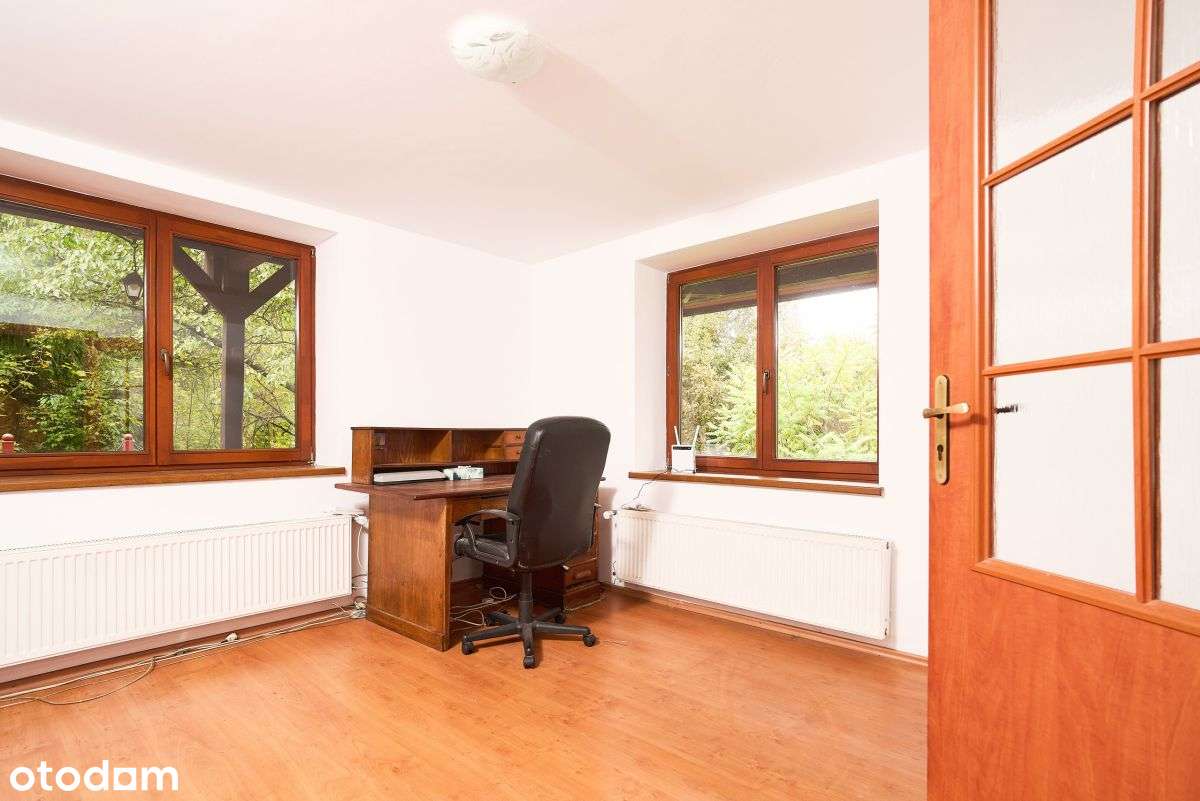 Dom jednorodzinny 202m, 6 pokoi z dużym tarasem.-15