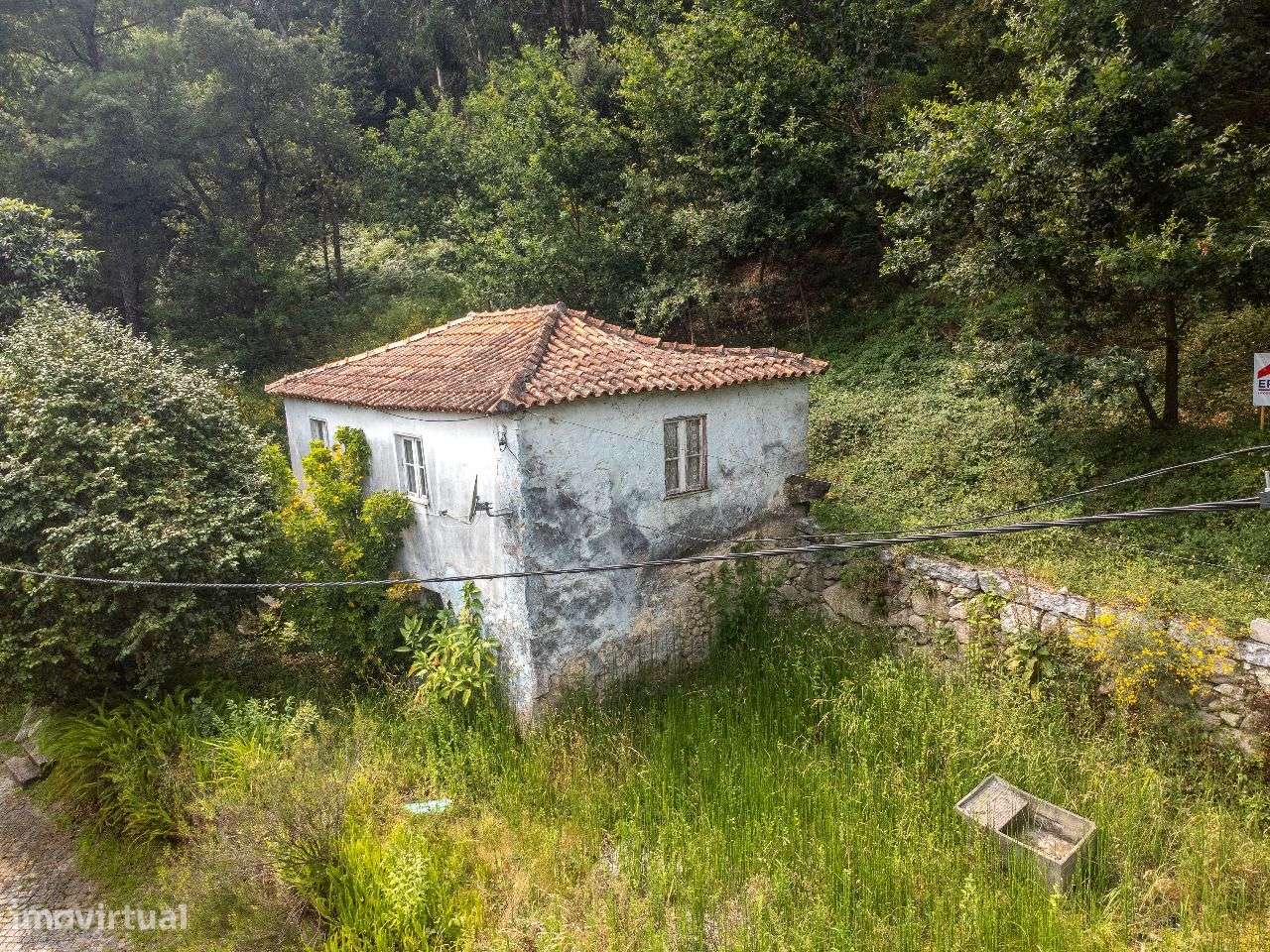 Moradia para restauro, Caldelas, Amares - Grande imagem: 3/12