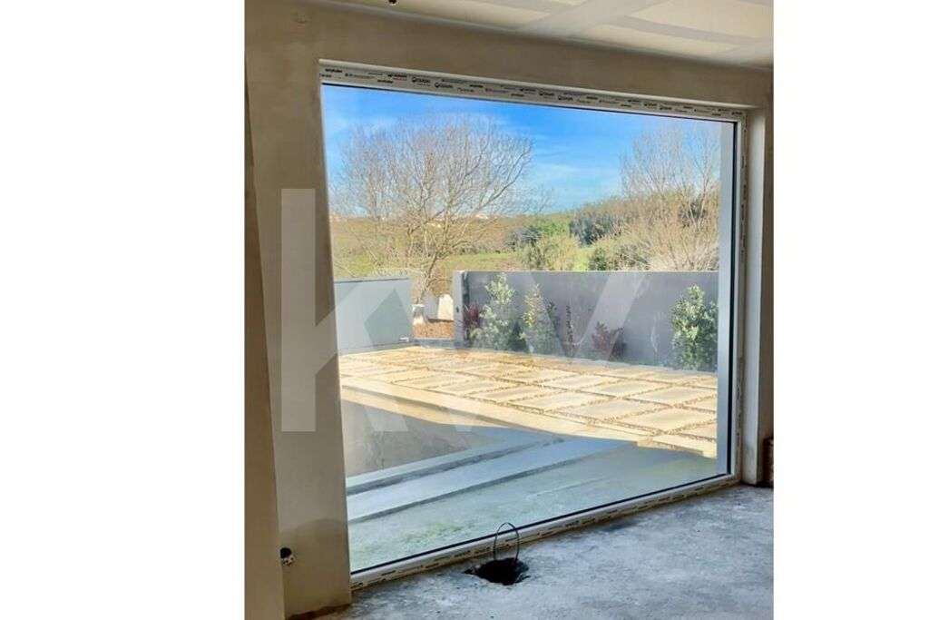 Moradia T3 com piscina e garagem em Ribamar - Grande imagem: 5/19