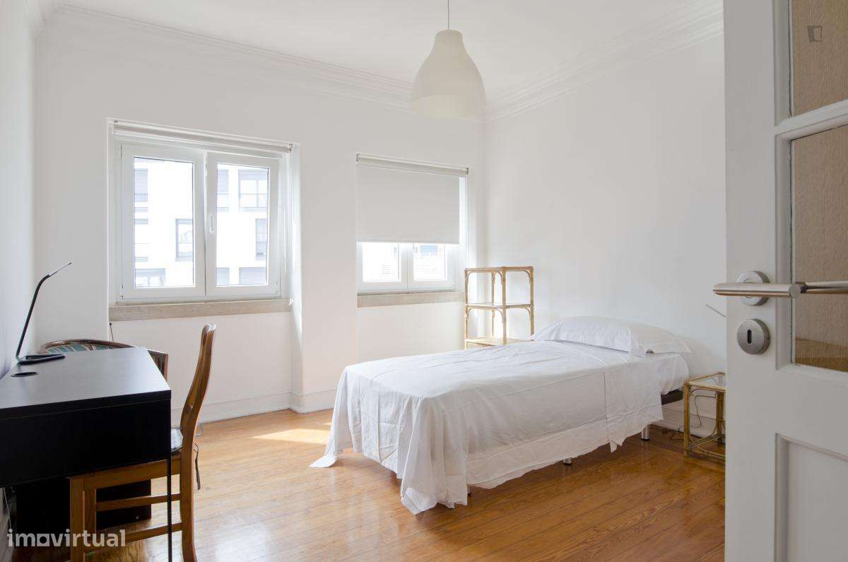 Quarto - localizado em Arroios Lisbon - Grande imagem: 5/10