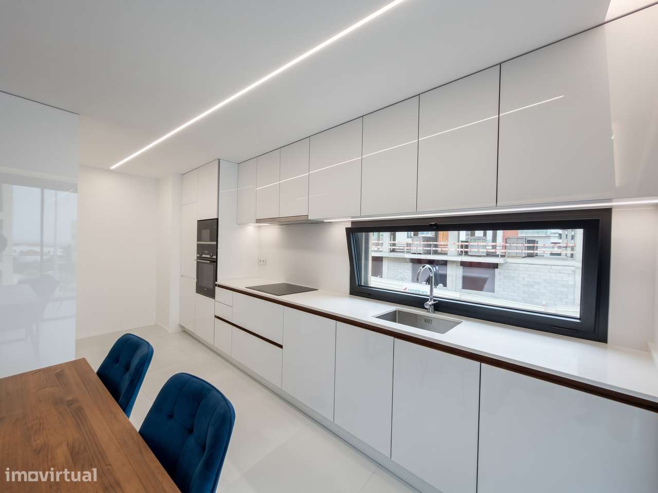 Apartamento T2 COMO NOVO Madalena Varanda 17m2 Lugar de garagem Duplo-5
