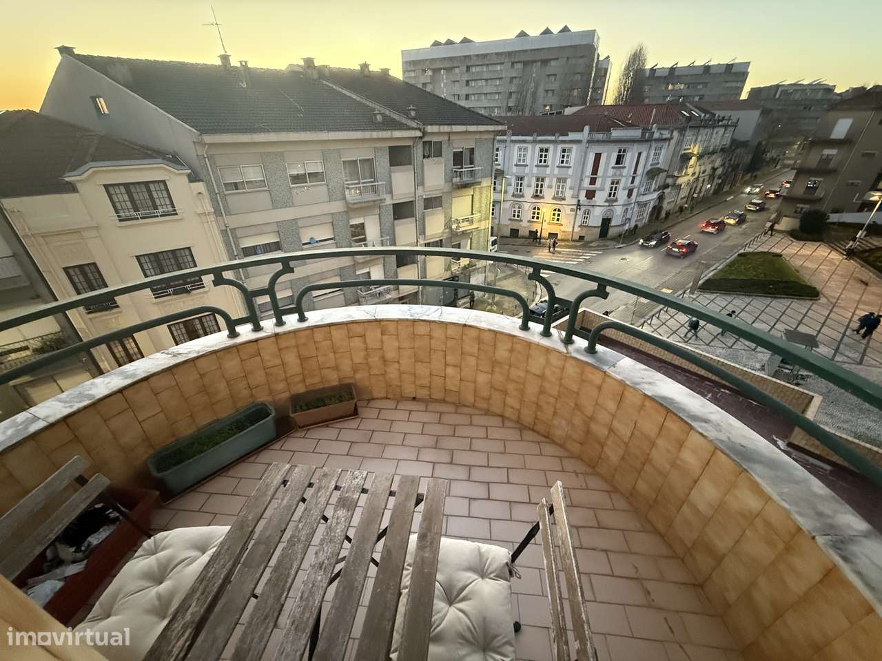 T2 Mobilado com Garagem – Metro Carolina Michaelis - Grande imagem: 4/13