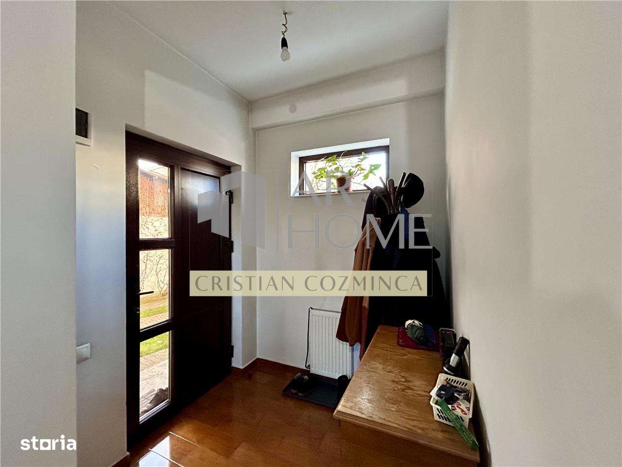 Vanzare Vila 4 camere, 2 dressinguri, 2010, Cioceanu, Ploiesti-12