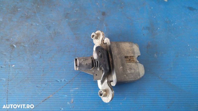 broasca iala haion skoda octavia 2 break 1z5827501c - 2