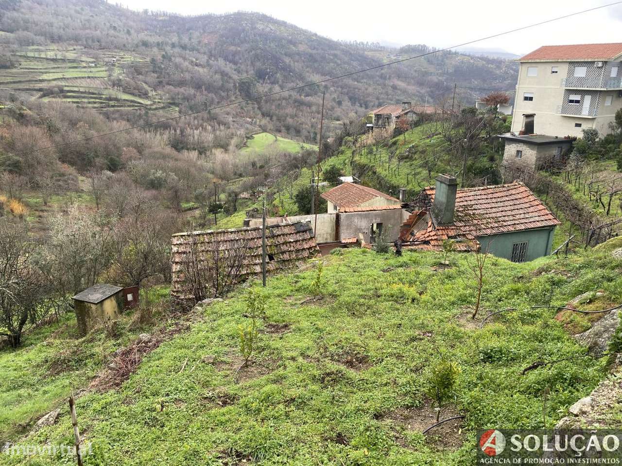 Moradia + terrenos rusticos-9