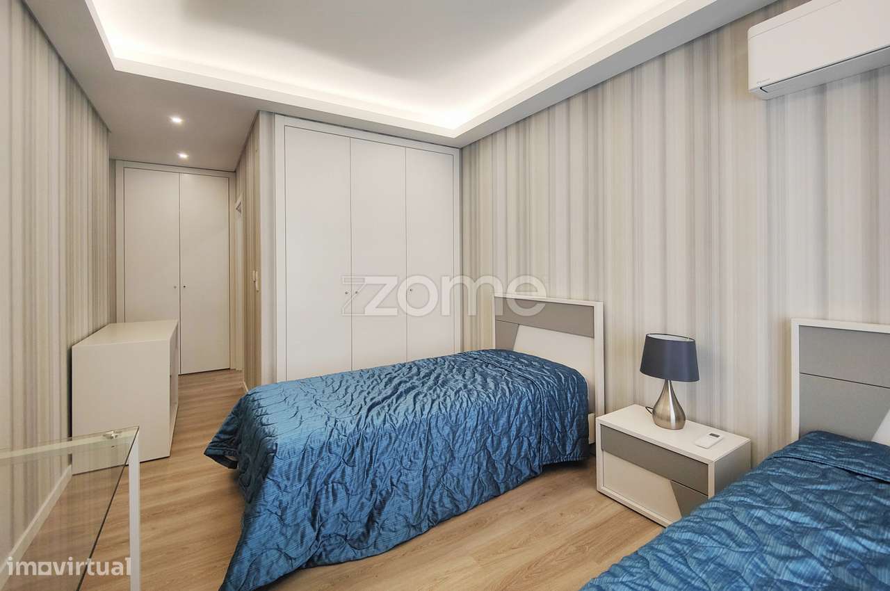 Apartamento T5 Novo em Sacavém-25