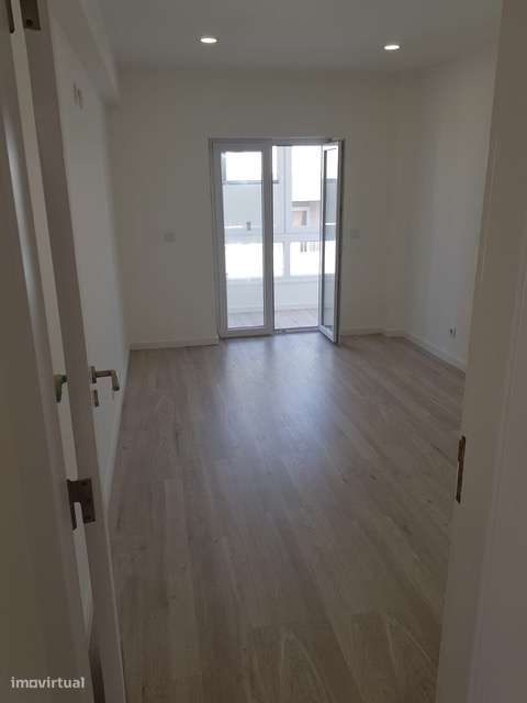 Apartamento, 2 quartos, Loures, Loures - Grande imagem: 5/12