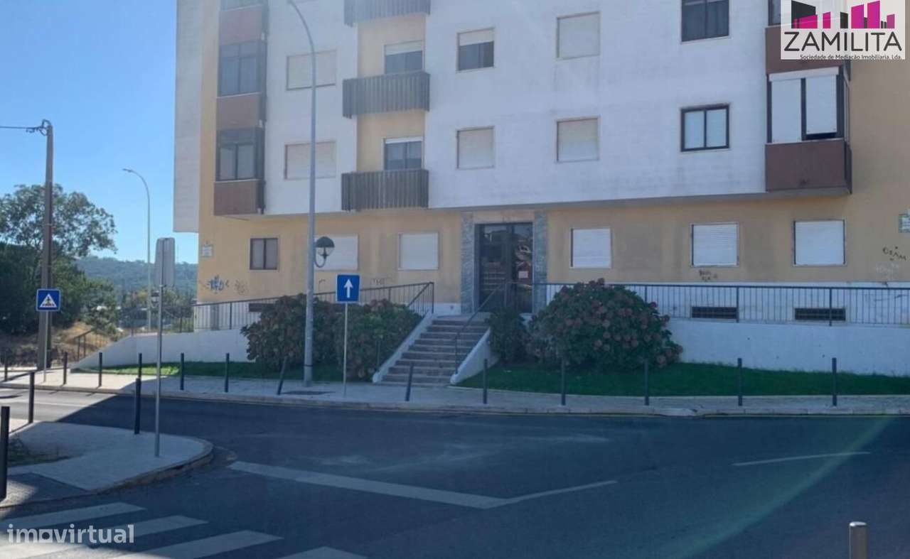 Apartamento T3 Buraca - Águas Livres - Grande imagem: 2/28