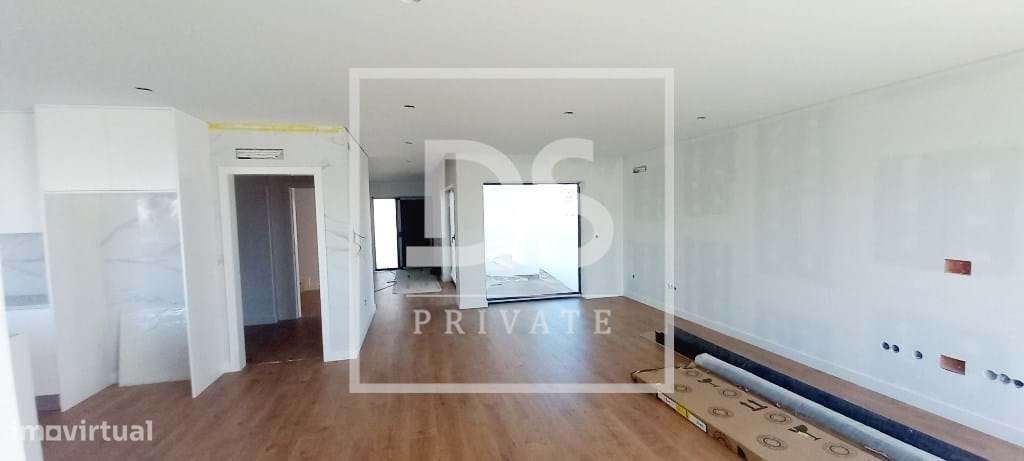 Moradia T4 de Arquitetura Moderna na Igreja Nova -Mafra com piscina e - Grande imagem: 4/53