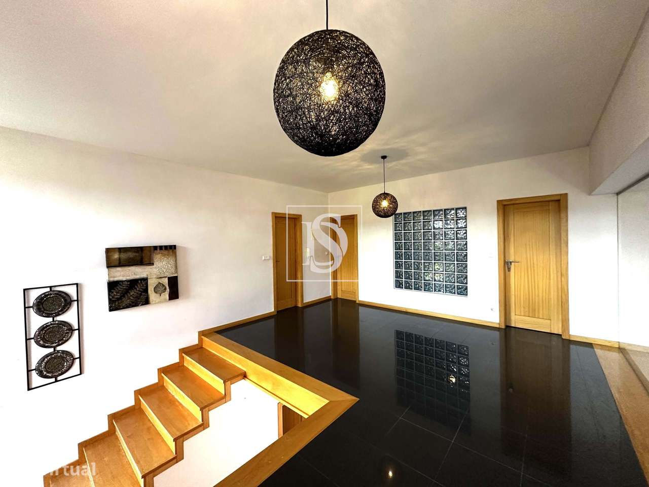 Moradia Isolada T5 em Monção-16