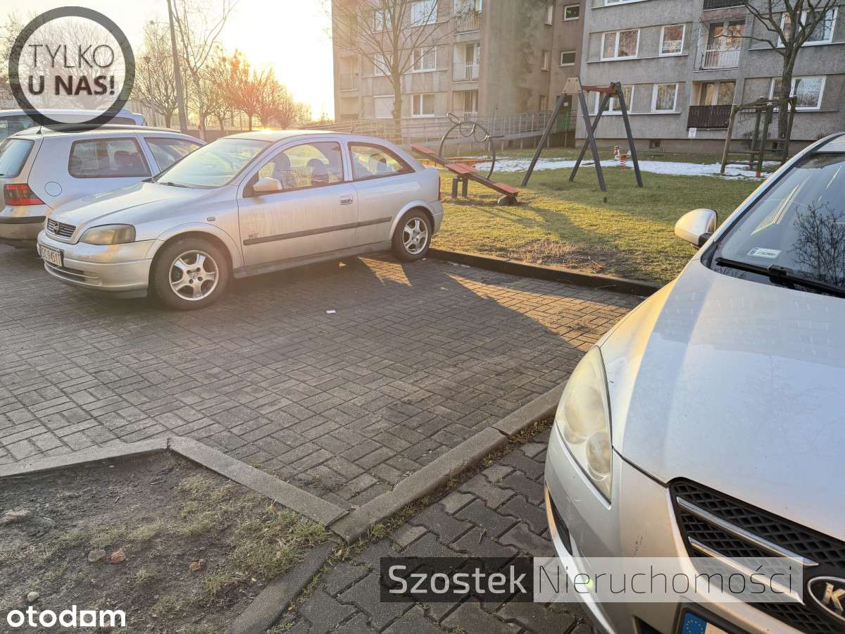 2 pokojowe z widokiem na Jasną Górę /Słowackiego/-18