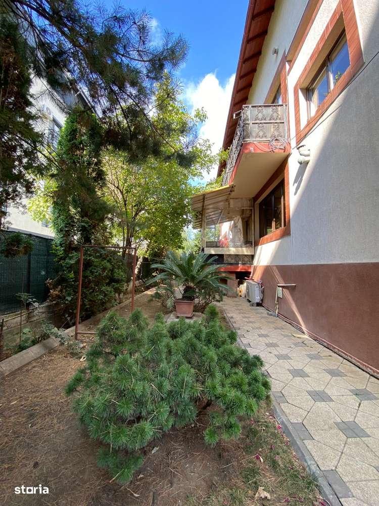 Vila Ds+P+1E+M Diamantului - Imagine principală: 4/7