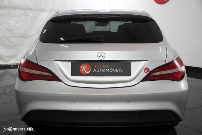 Mercedes-Benz CLA 200 CDi AMG Line - 4