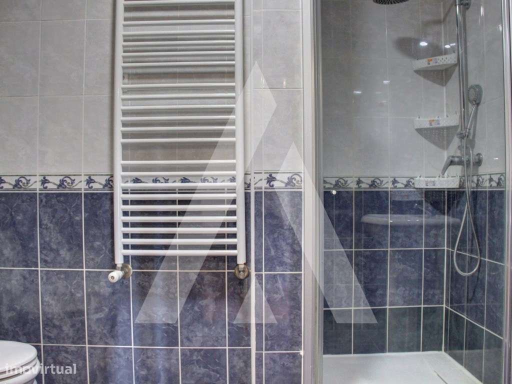 Apartamento T3 Oliveira do bairro-21