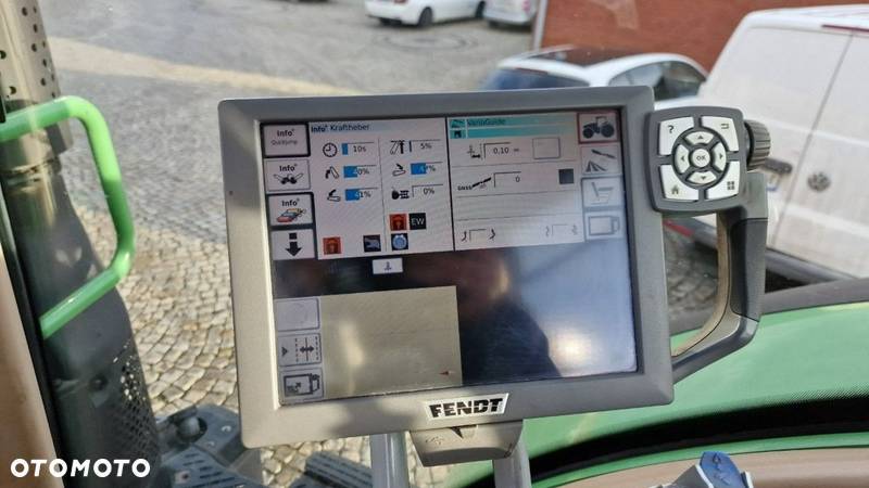 Fendt 724 VARIO - 17