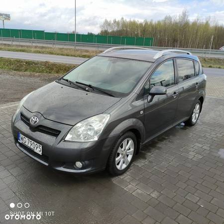 Toyota Corolla Verso - 6