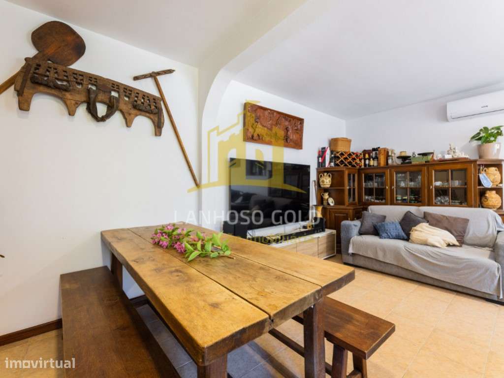 Encantadora Moradia em Pedra | Arcos de Valdevez - Grande imagem: 2/17