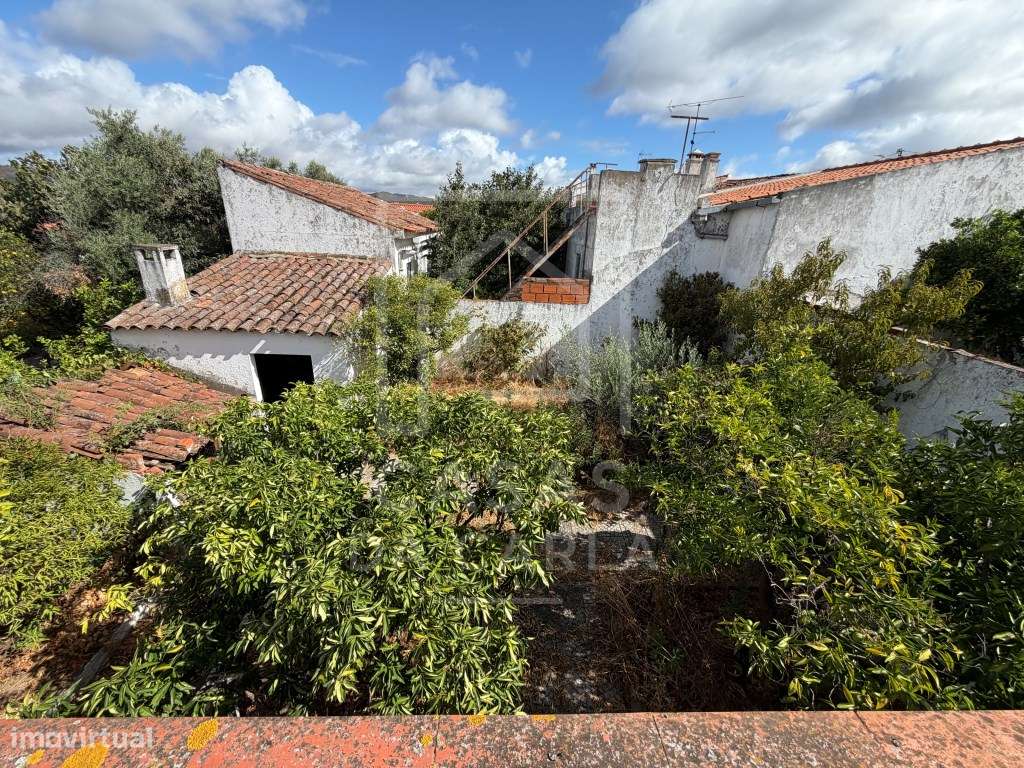 Moradia T3 com quintal, garagem e terraço em Vidigueira-21