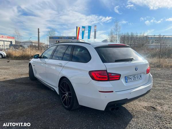 BMW Seria 5 520d Touring Sport Line - 29