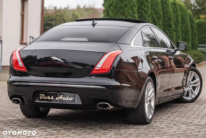 Jaguar XJ 3.0 T AWD Premium Luxury - 12