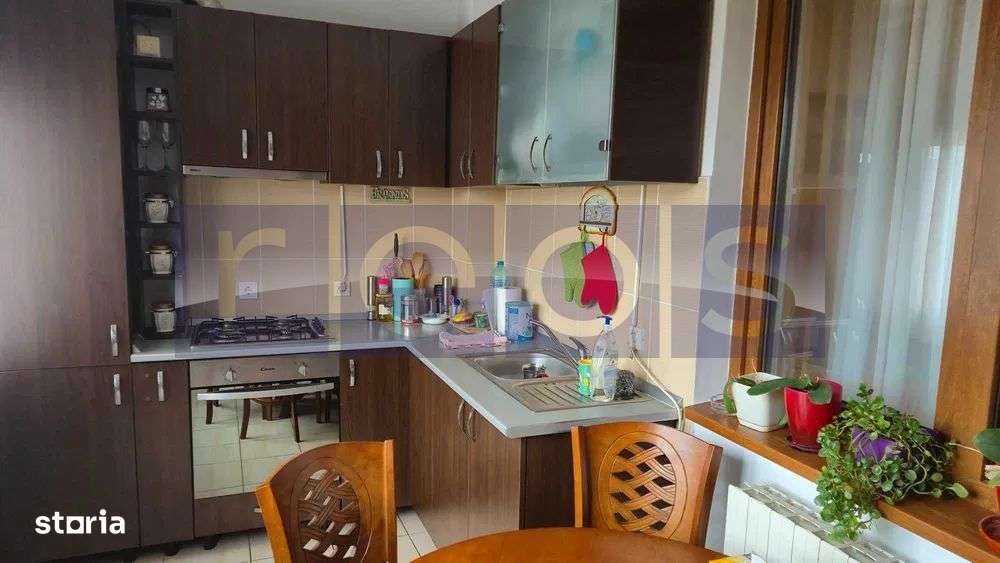 DE VANZARE PRELUNGIREA GHENCEA 2 CAMERE 70 MP | DECOMANDAT - Imagine principală: 4/6
