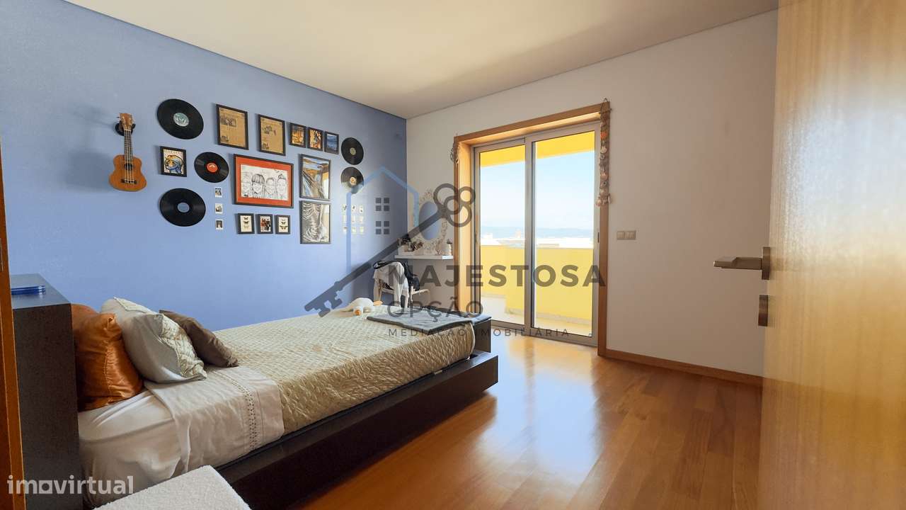 Moradia Isolada com Jardim —Abelheira, Viana do Castelo-28