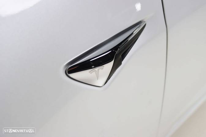 Tesla Model 3 Long-Range Dual Motor AWD - 8