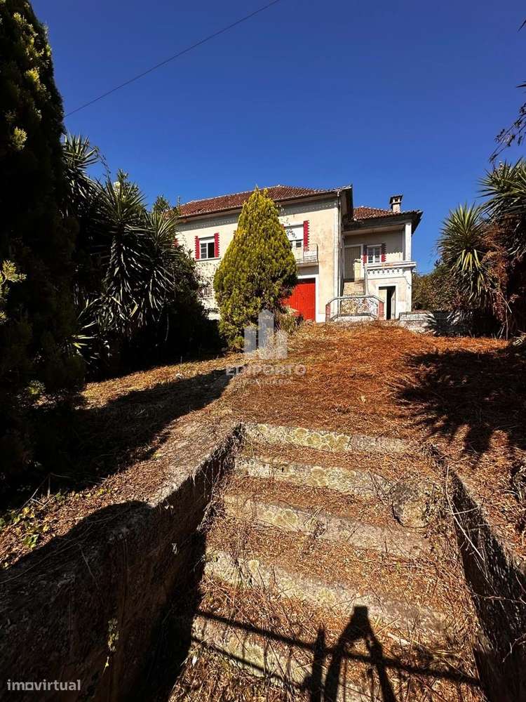 Moradia e Terreno com 3.000 m² em Lordelo- Paredes-31