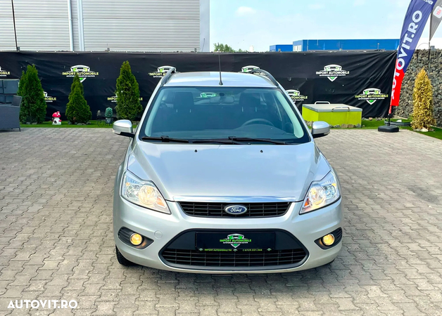 Ford Focus 1.6 16V Ambiente - 6