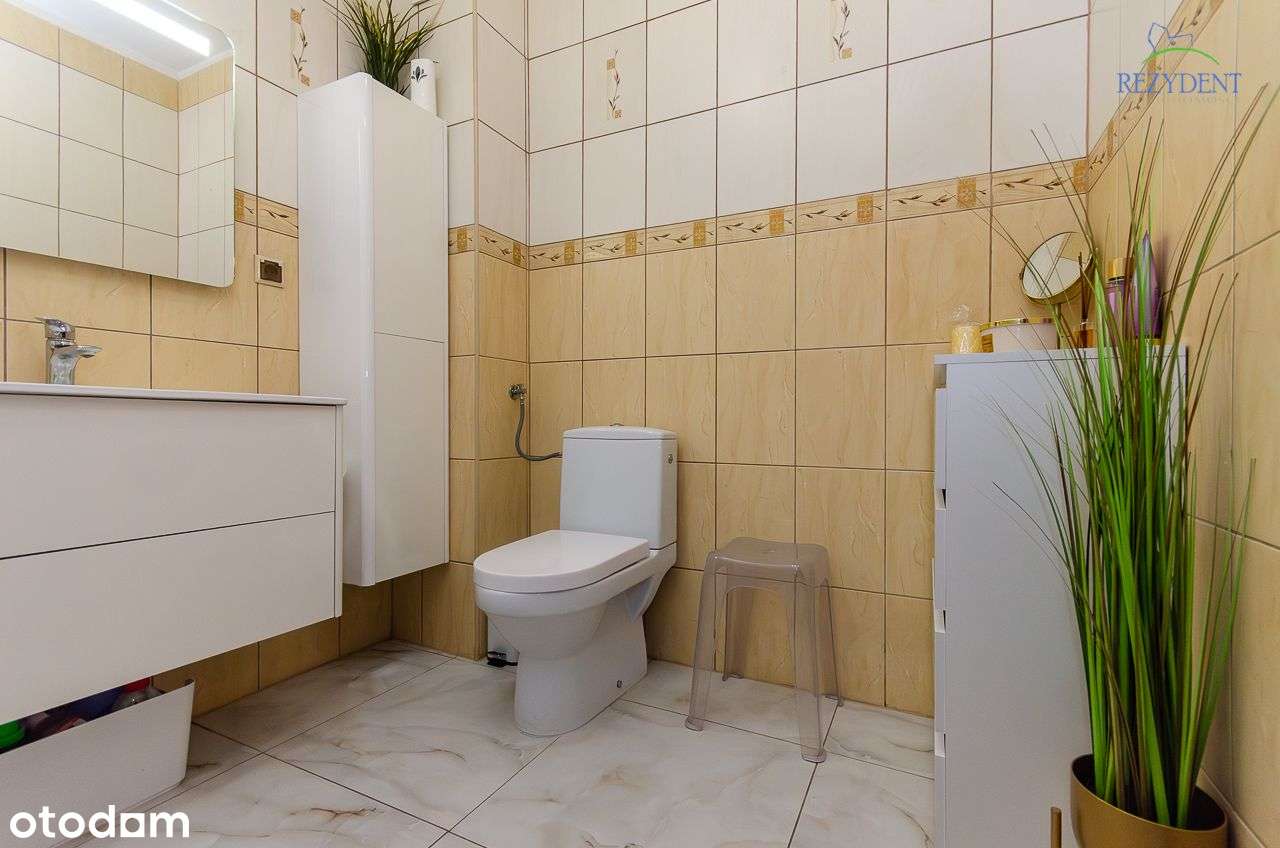 Przestronne M3 w nowoczesnym budynku z garażem-9