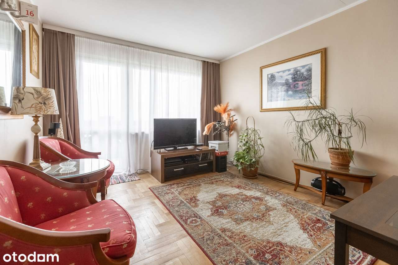 Ciche, 2-pokojowe mieszkanie obok metra z widokiem na panoramę miasta