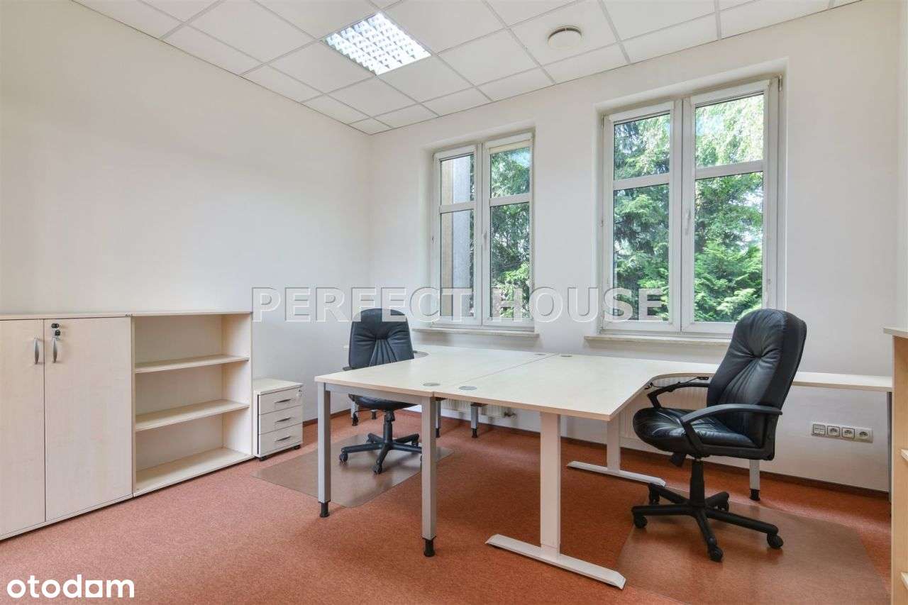 Dobrze Skomunikowany Obiekt Biurowo Magazynowy-6