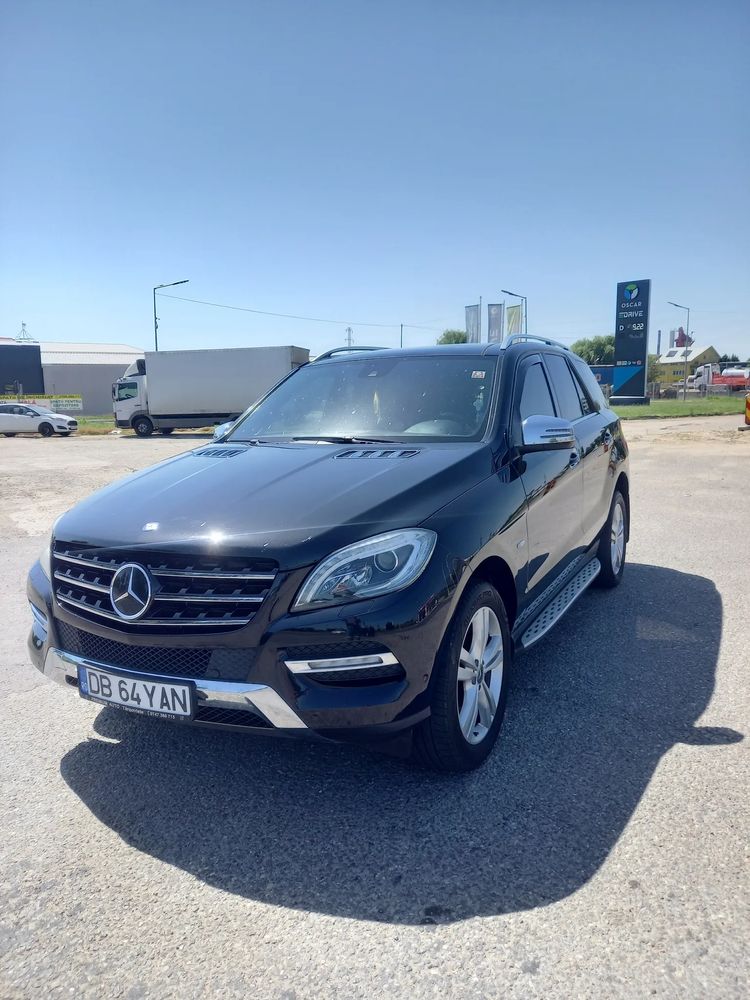 Mercedes-Benz ML W166 [2011 - 2015] 250 BlueTEC 4MATIC Aut 2011