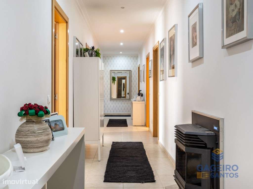 Moradia Independente T4 +1 em São Martinho do Porto-36