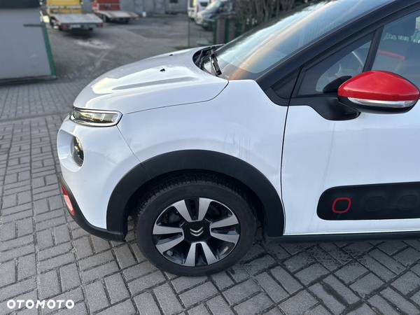 Citroën C3 Pure Tech 82 FEEL - 2