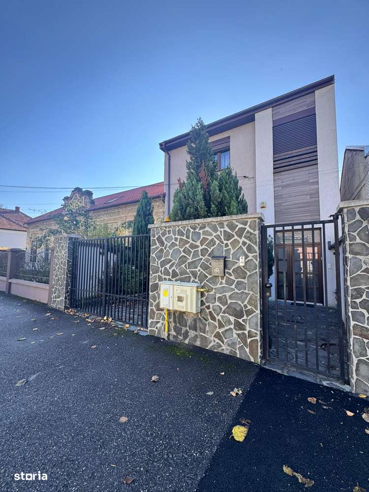 Casa spatioasa cu 4 camere | Teren 252 mp | Stadion Olimpia - Imagine principală: 2/20