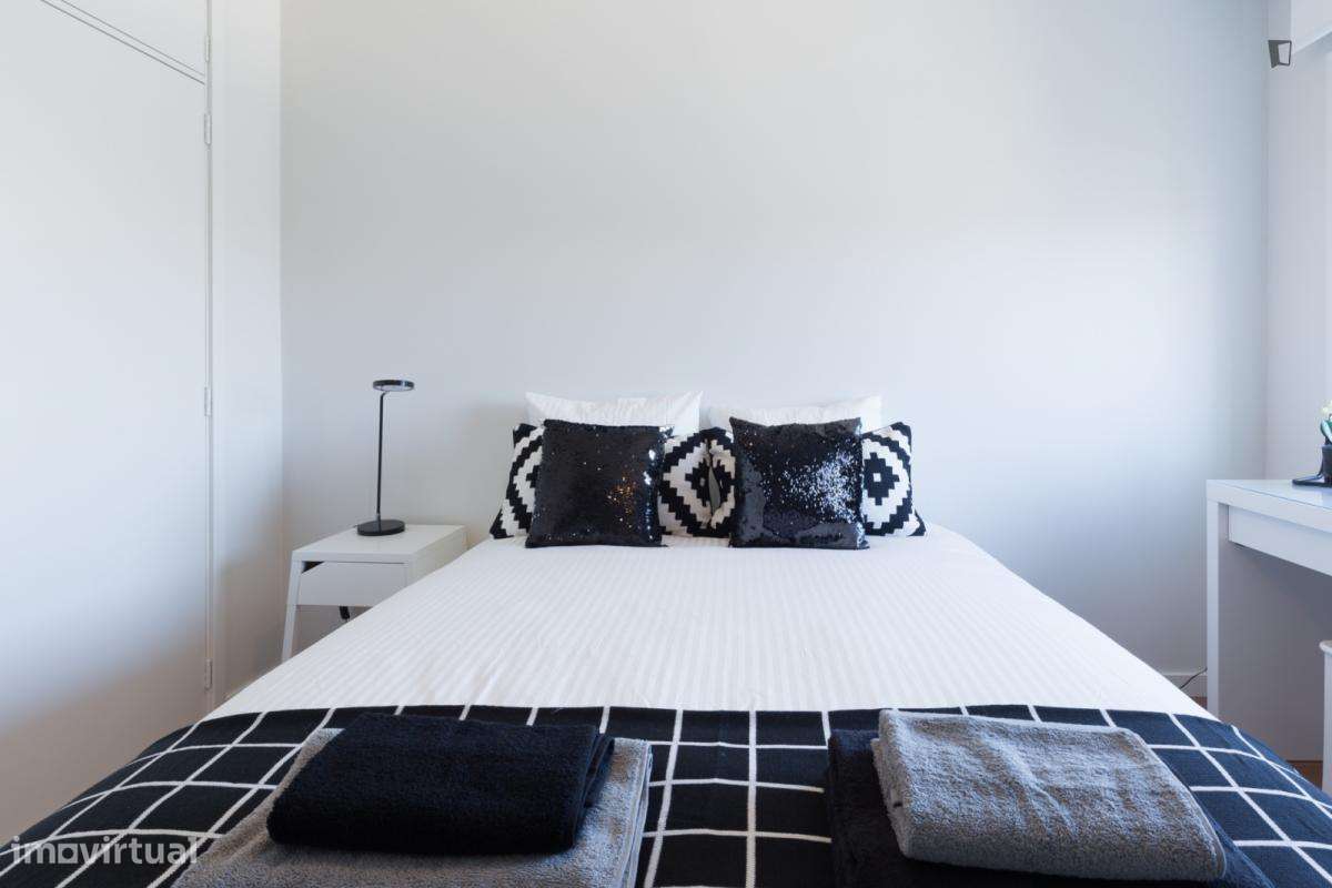 Quarto - localizado em Senhora da Hora Porto - Grande imagem: 5/7