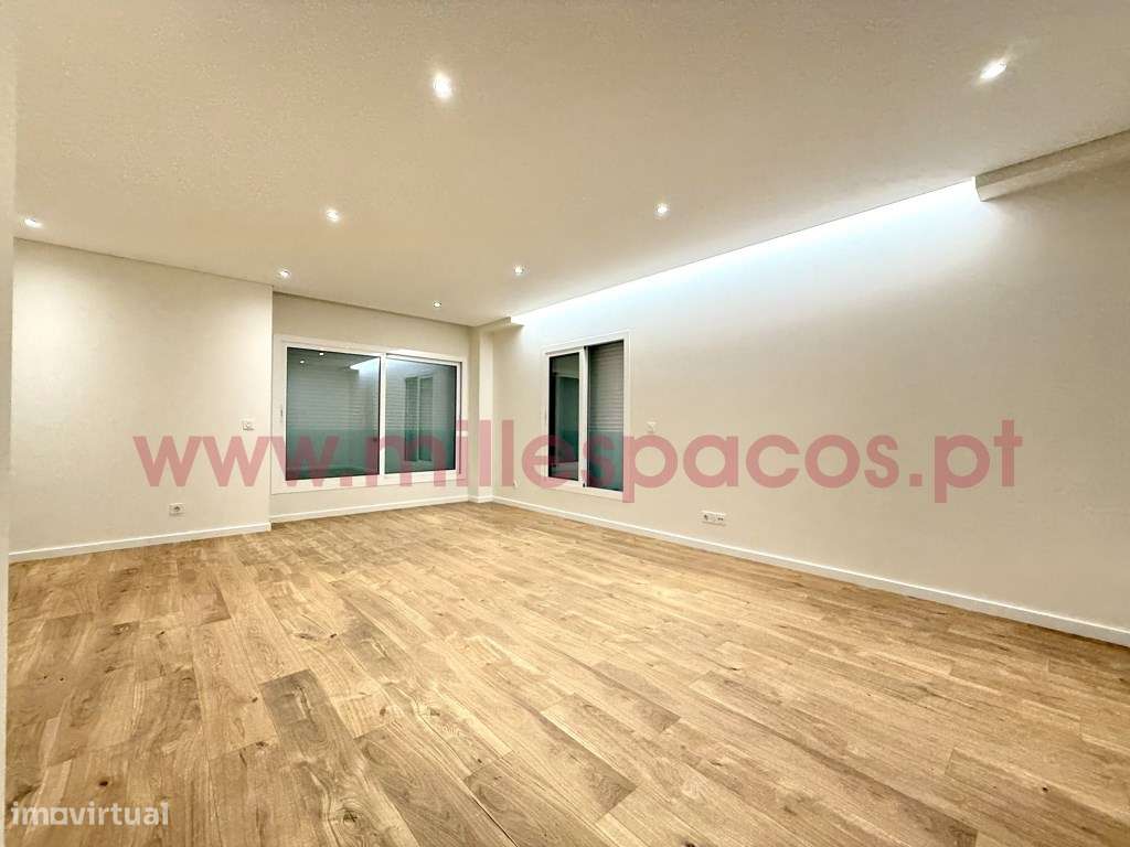 T2 Moderno e Original com garagem - Grande imagem: 4/13