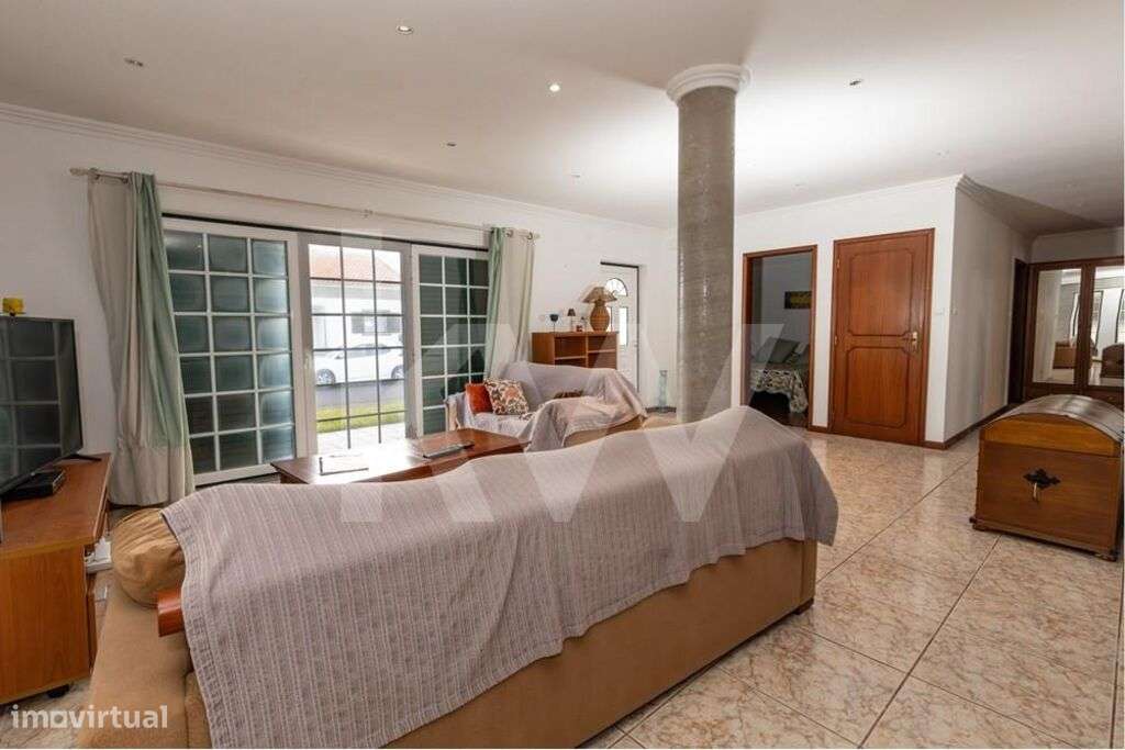 Moradia V4+1, Santa Cruz das Flores, Ilha das Flores, Açores - Grande imagem: 5/37