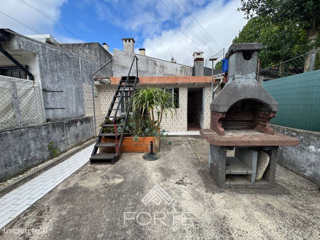 Moradia em banda T3 em São João da Madeira-21