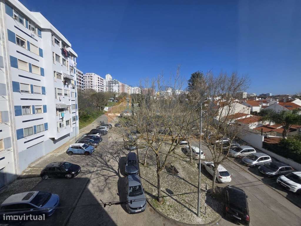 T3 em Almada na Cova da Piedade-16