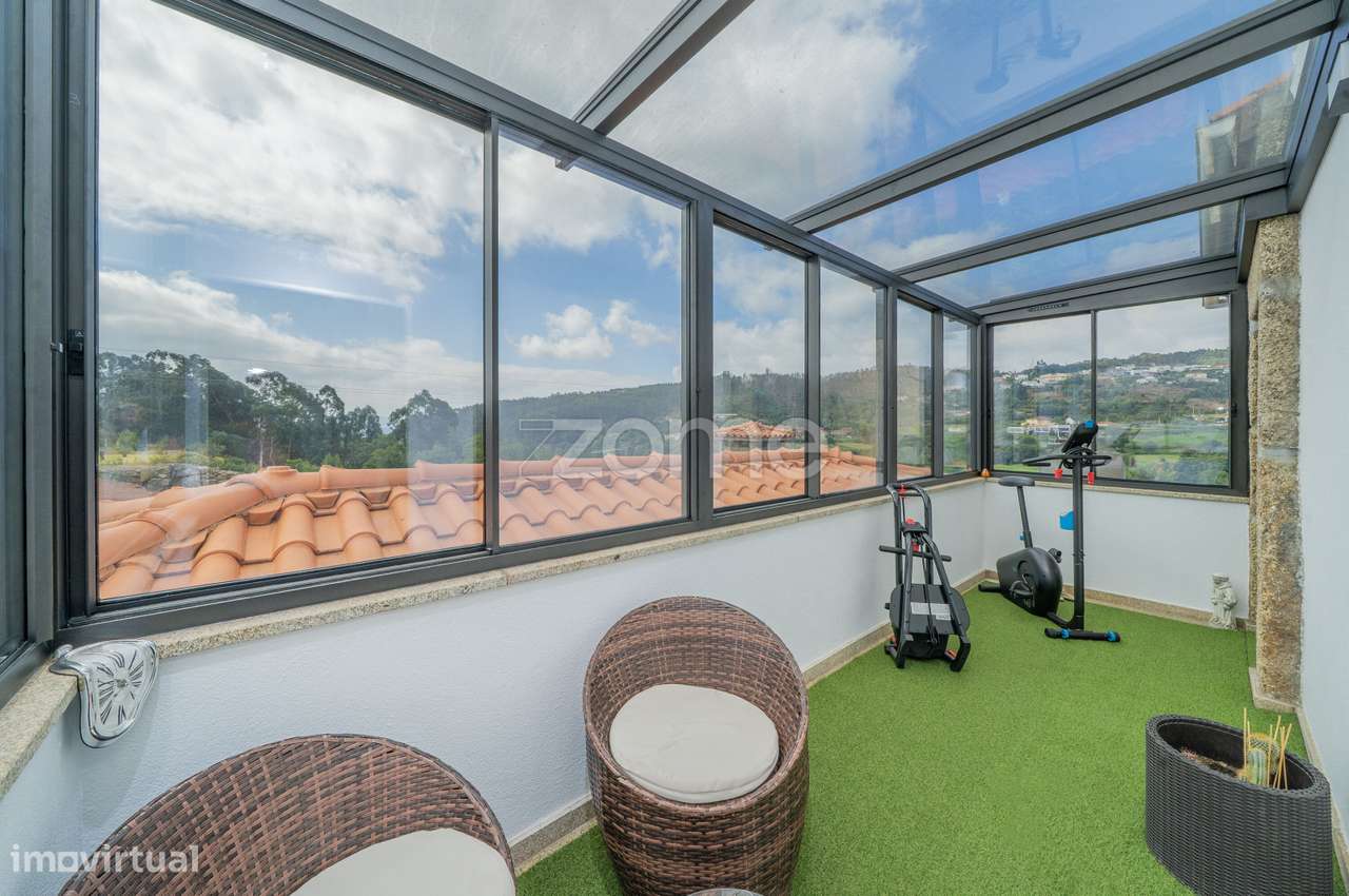 Moradia T5 + 1 com Piscina em Espinho, Braga-49
