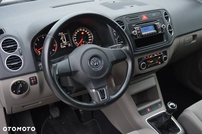 Volkswagen Golf Plus - 11