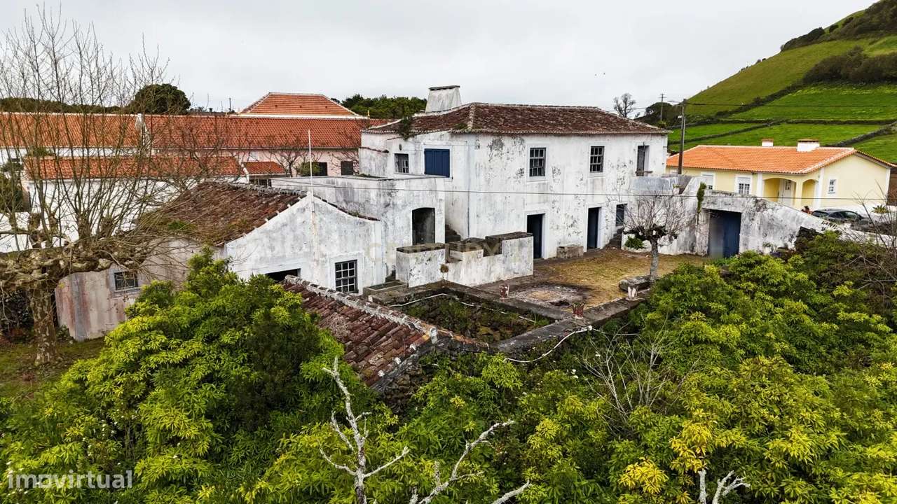 Moradia, 189 m², Porto Martins-5